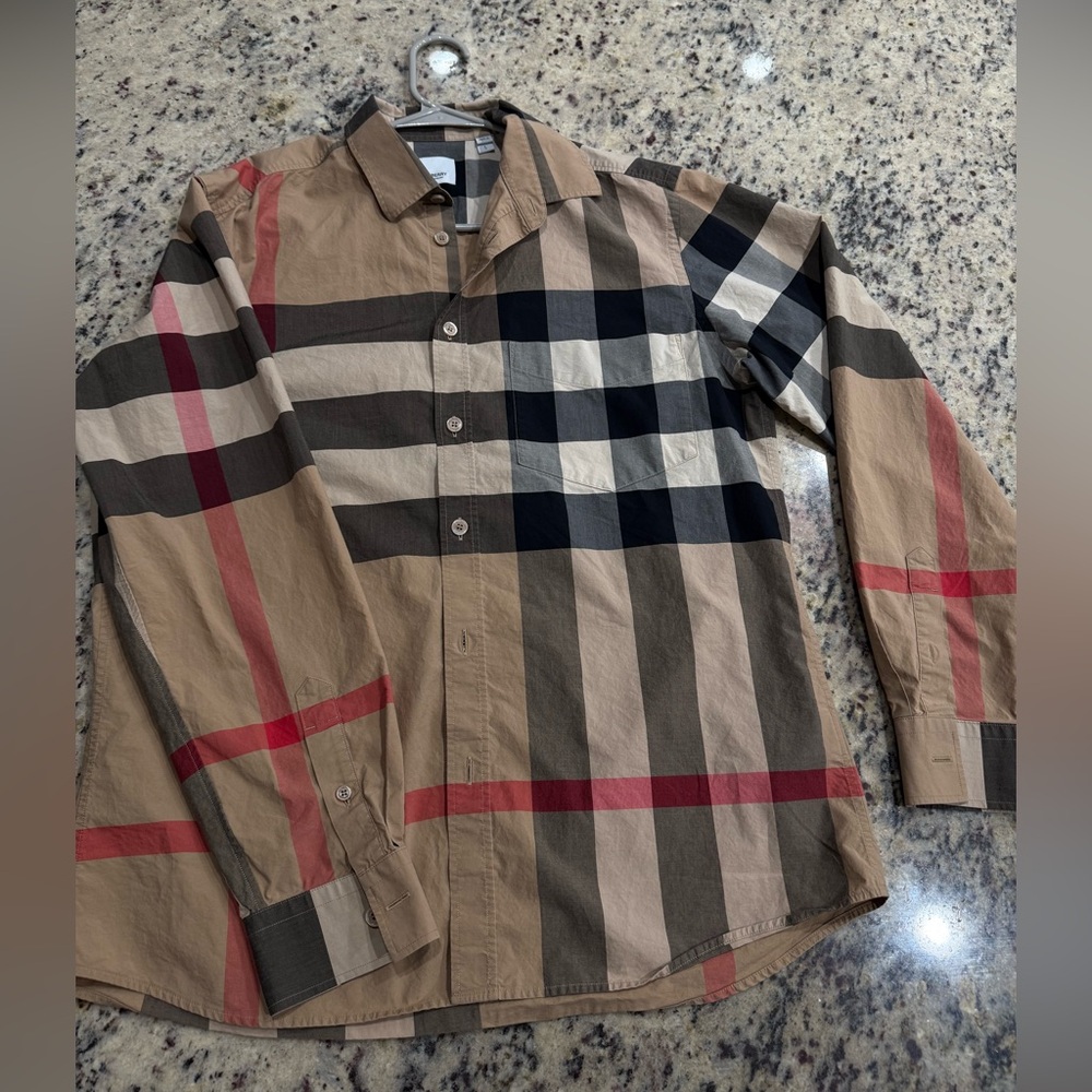 Burberry men’s shirt